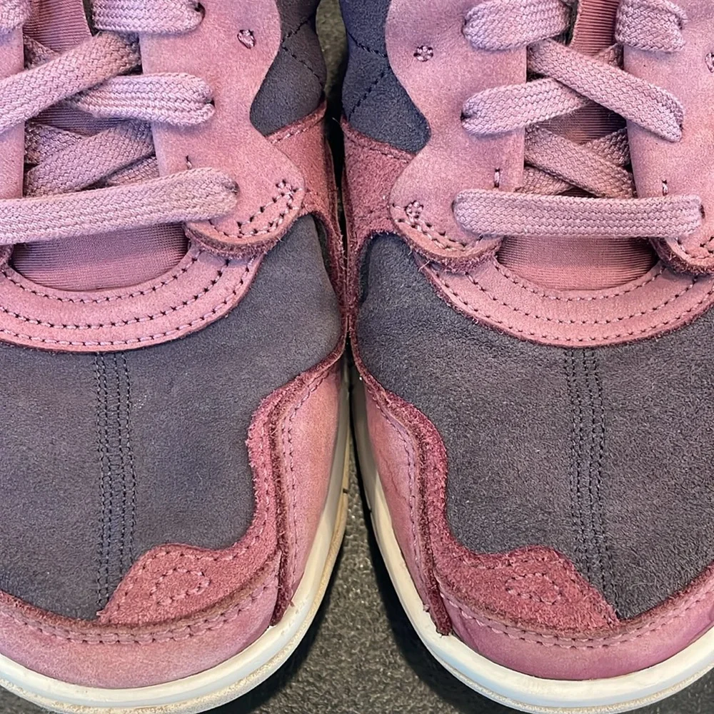 Woman’s Nike Air MA2 - Picture 16 of 16